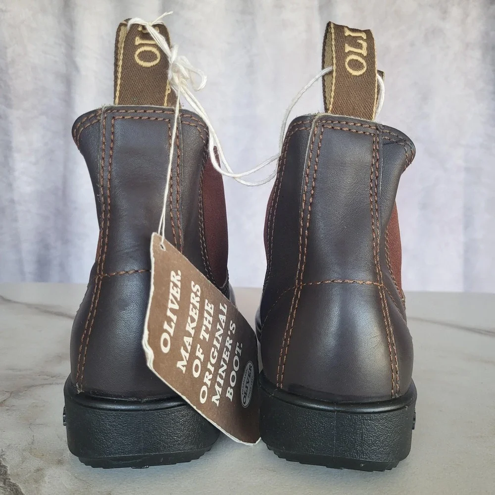 Oliver Bonas gently used